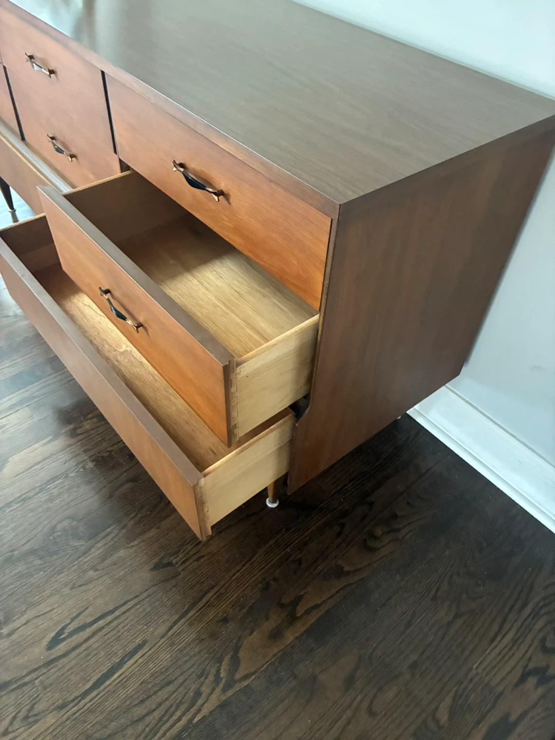 Mid century modern dresser/ credenza - photo 2