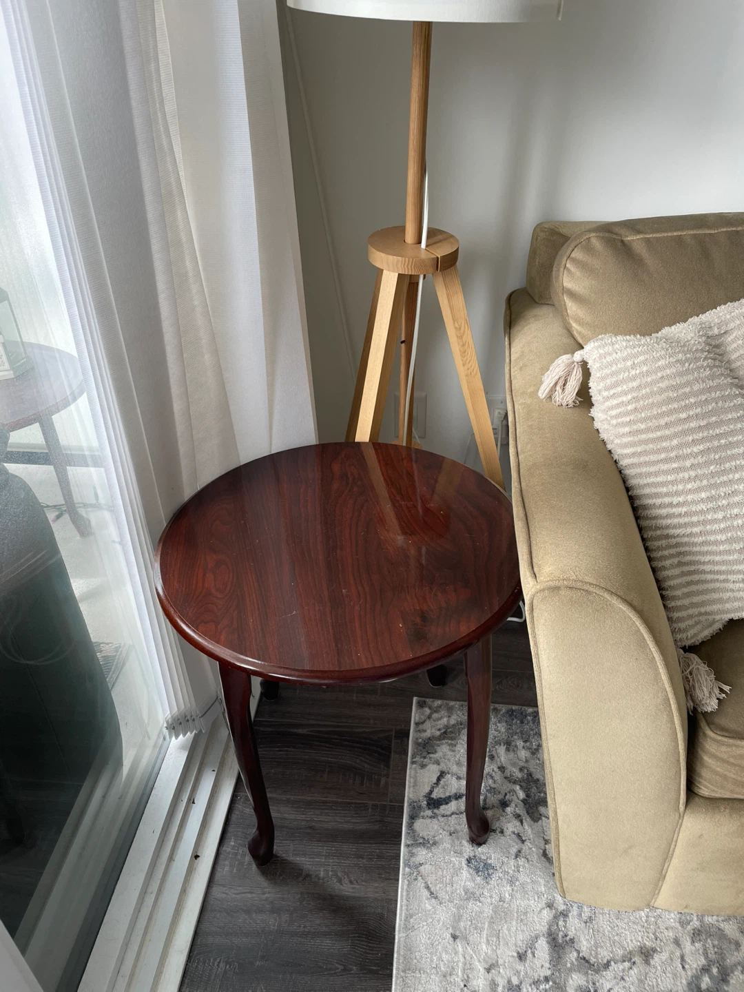 Round End Table - photo 2
