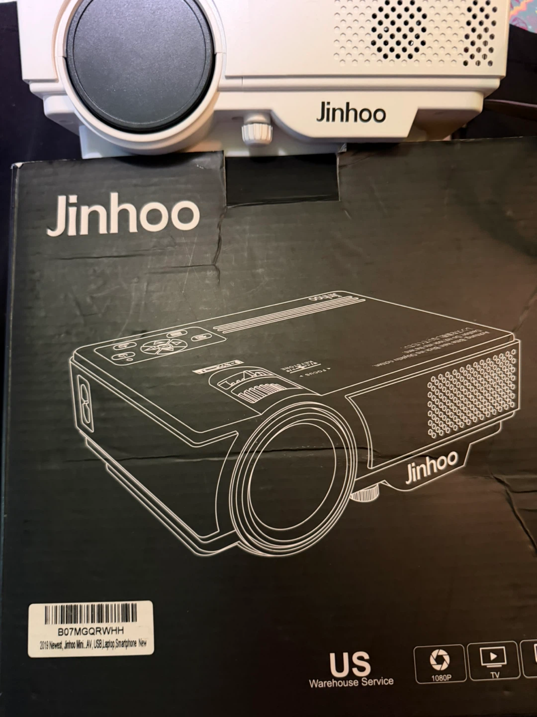 JinHoo Mini Projector