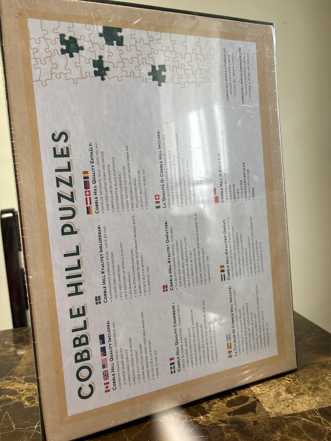 Cobble Hill "Santa's Workshop" 1000+ Piece Puzzle - photo 2