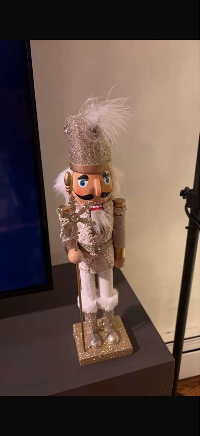Decorative Christmas Tree & Nutcracker Set - photo 4