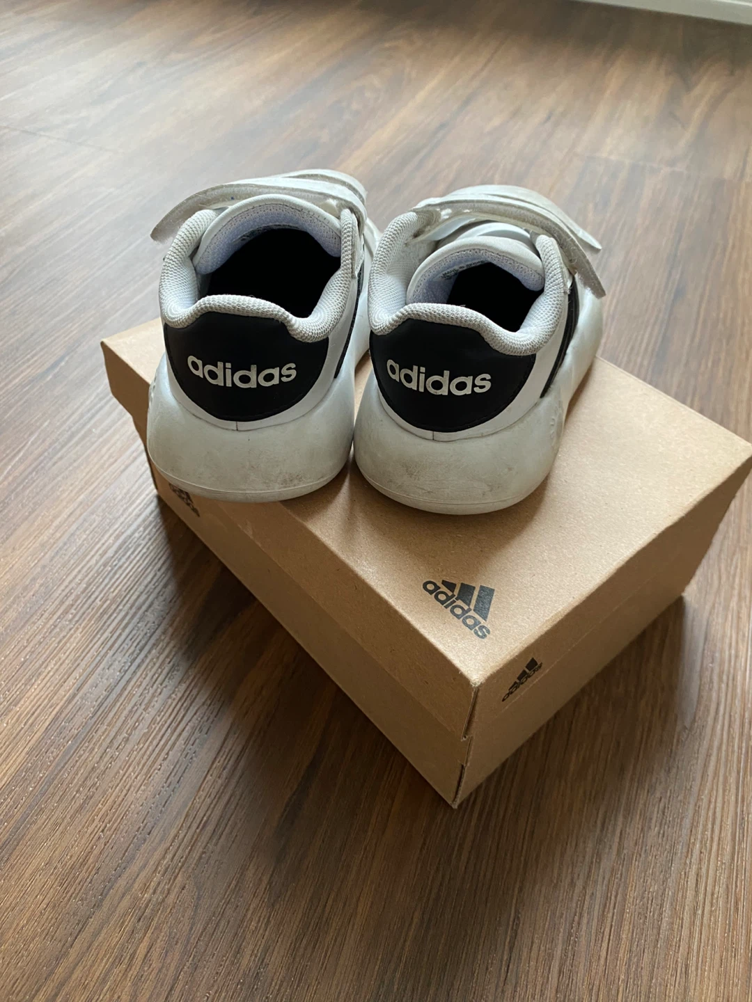 Adidas Kids Grand Court Sneakers - size 7 - photo 2