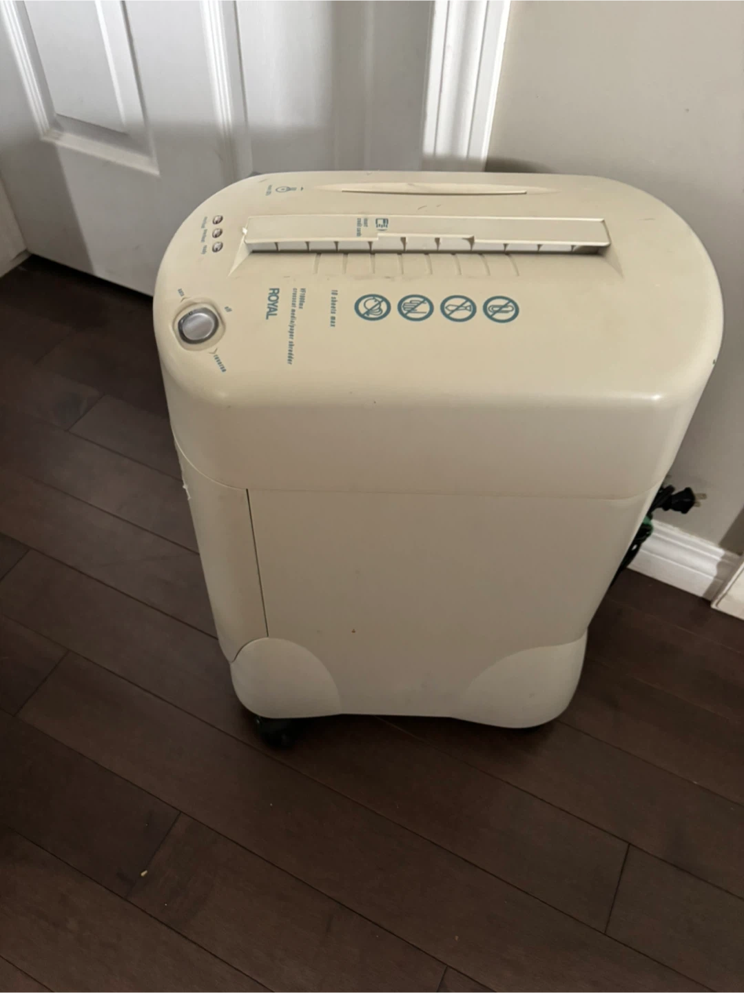 Royal VF1000MX Cross-Cut Paper Shredder