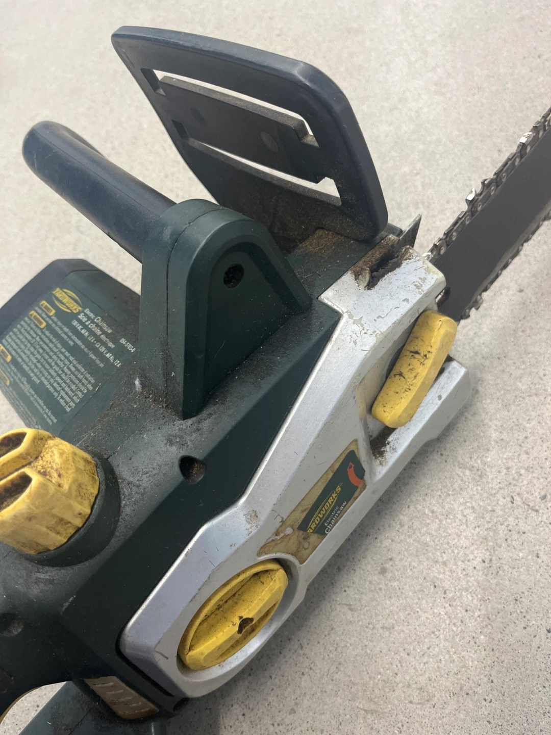 Yardworks Electric Chainsaw - photo 3