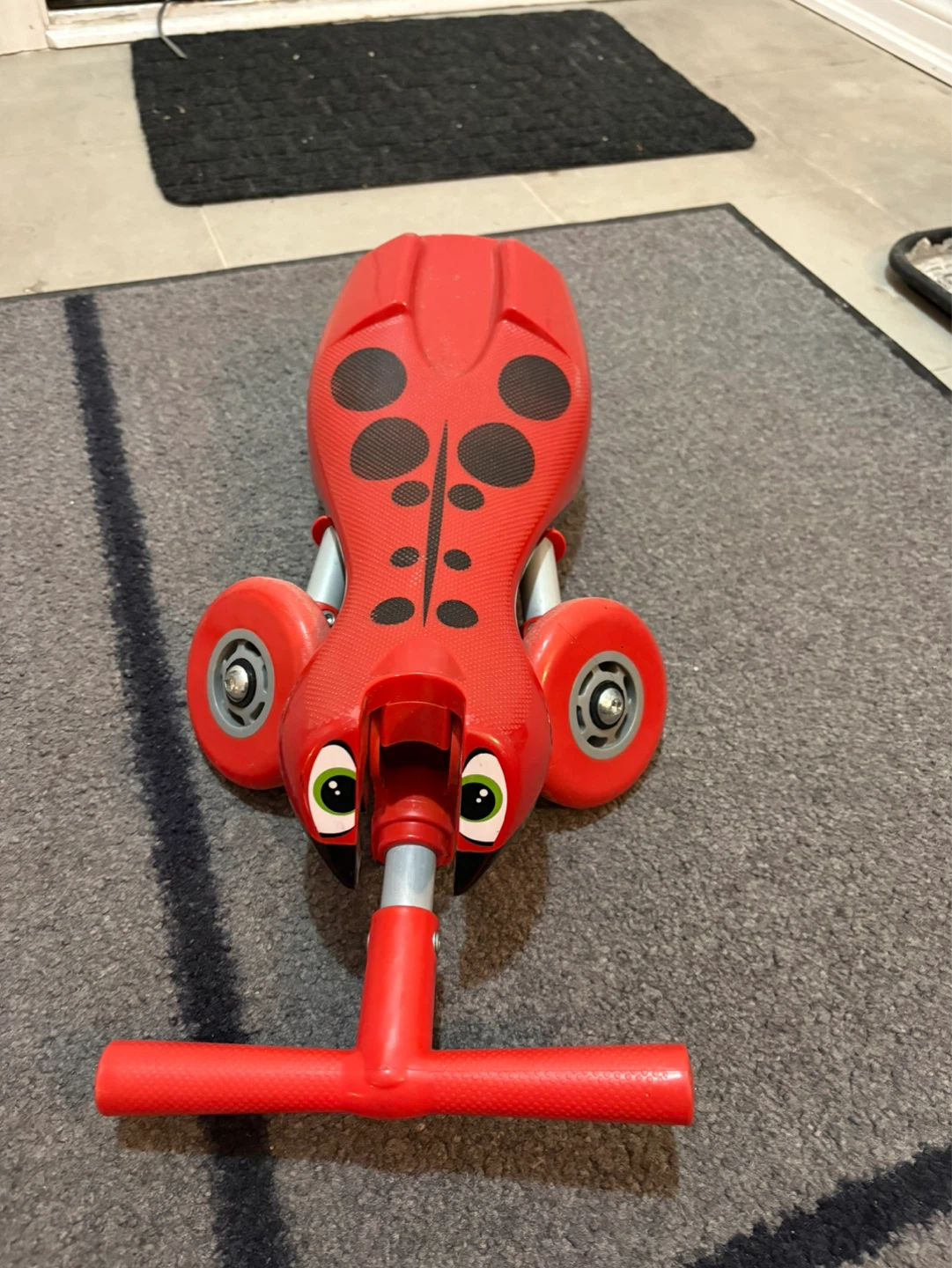 Red Ladybug Ride-On Toy - photo 2