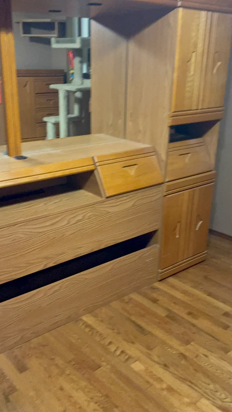 Oak wood back cabinet - photo 3