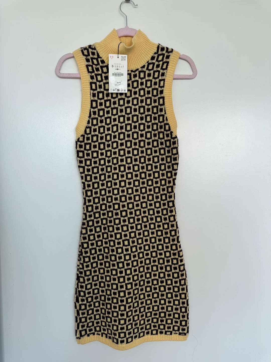Zara Black & Yellow Geometric Knit Dress