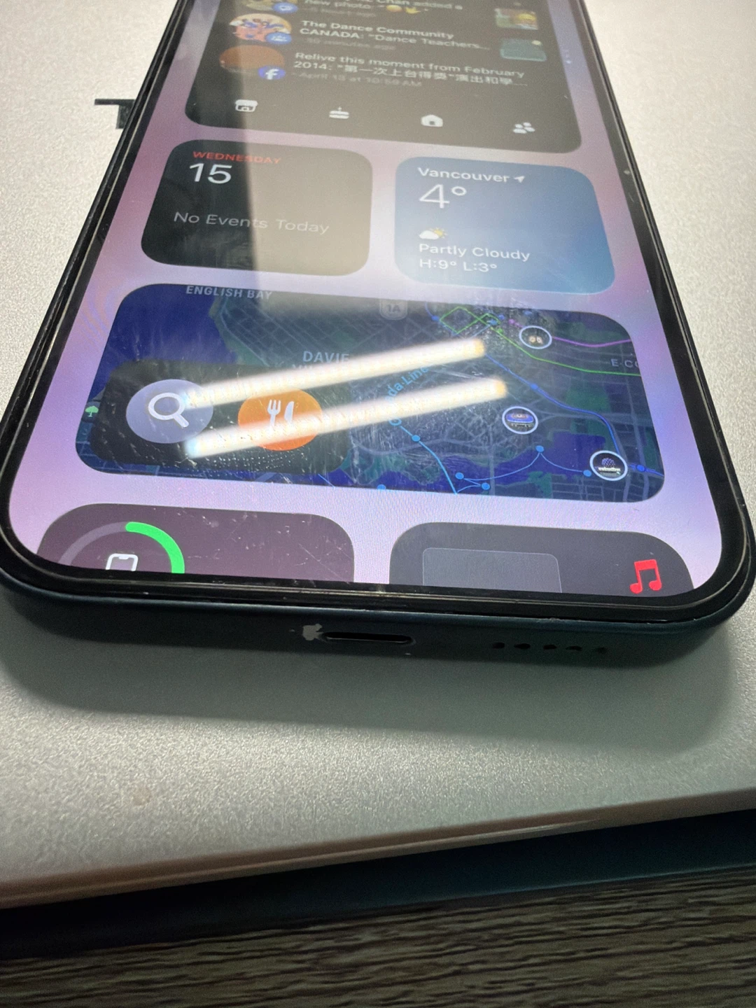 Apple iPhone 13
