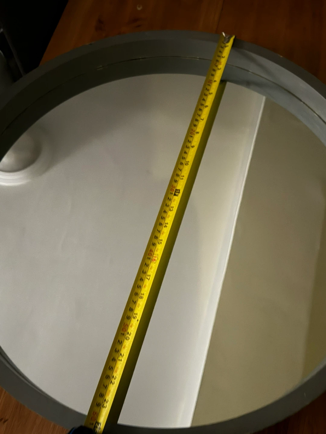 Round Wall Mirror - photo 4