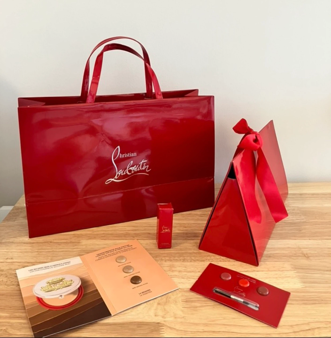 Christian Louboutin Makeup Sample Set - photo 2