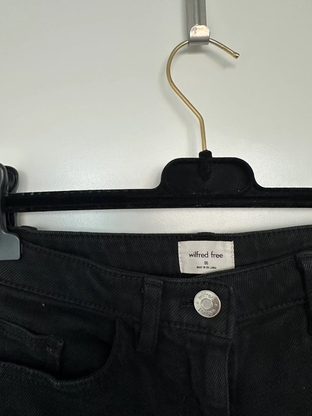 Wilfred Free Black High-Waisted Jeans Size 00 - photo 3