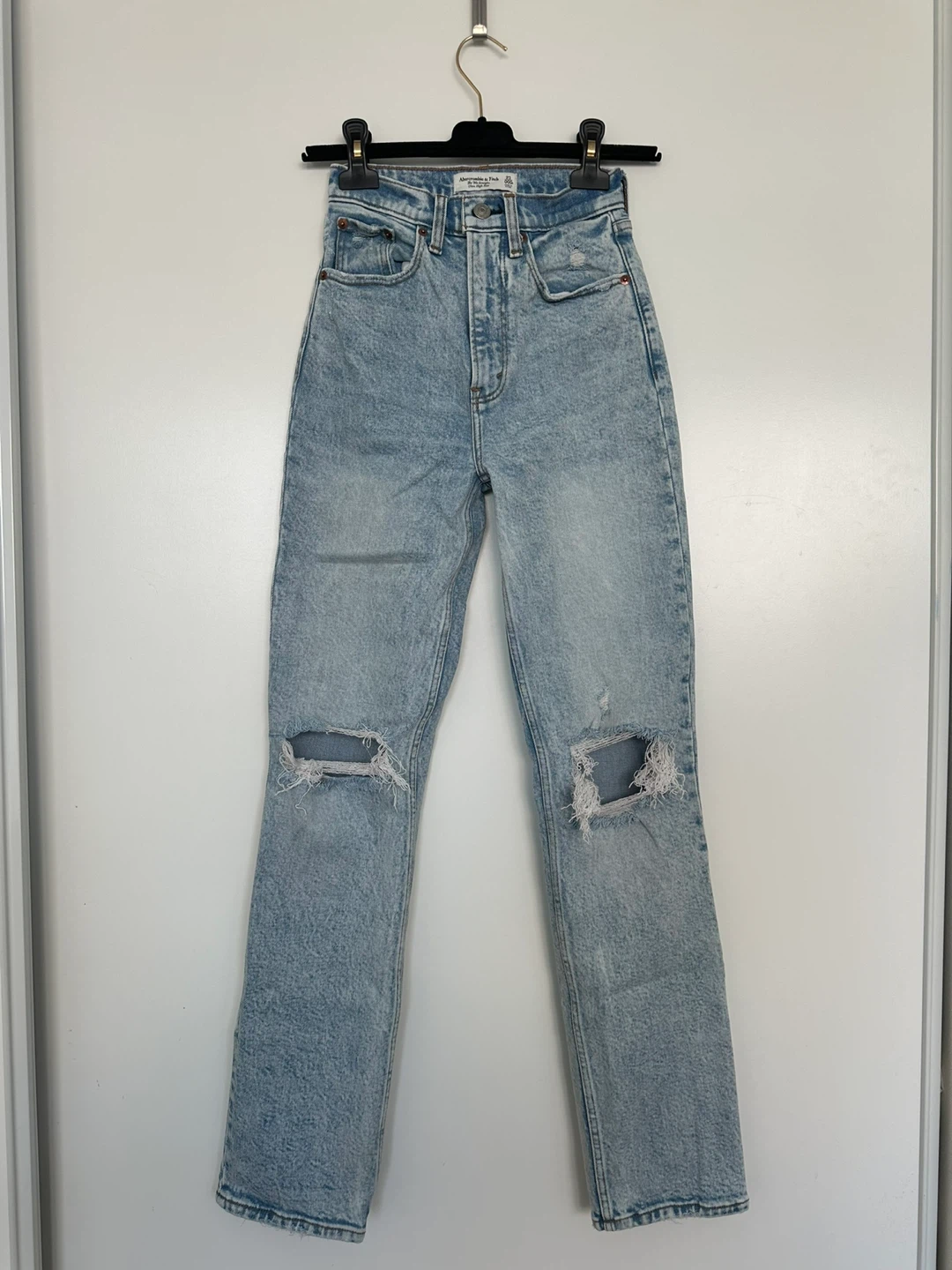 Abercrombie & Fitch High Rise Jeans Size 23