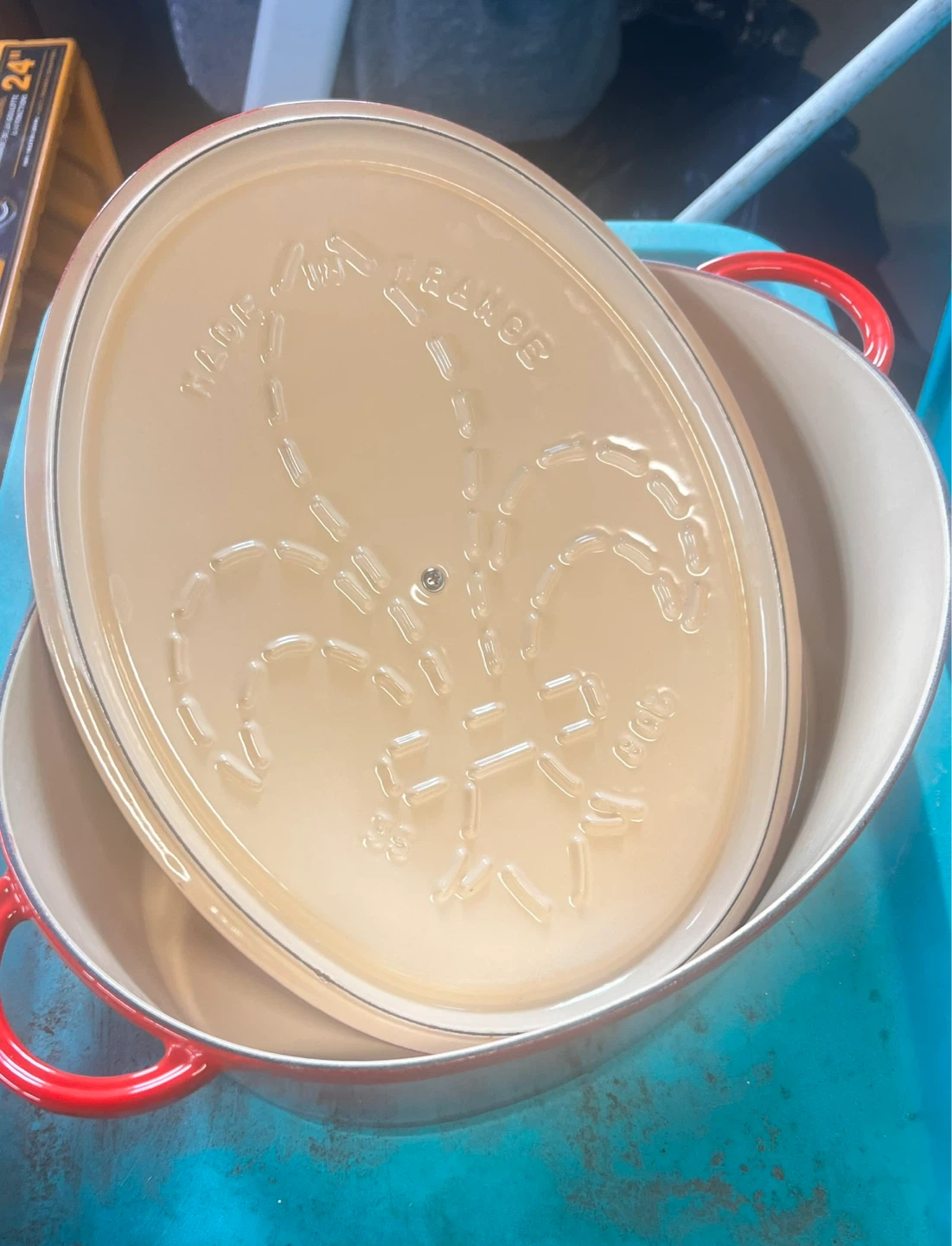 Fontignac Red Enameled Cast Iron Oval Dutch Oven 8QT - photo 2
