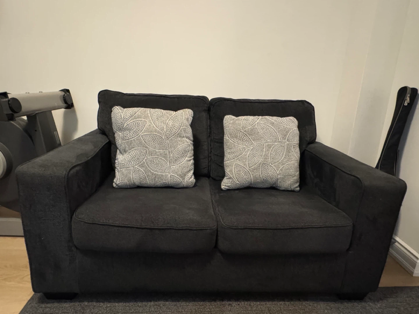Dark Grey Fabric Loveseat and Ottoman Set 550 OBO - photo 2