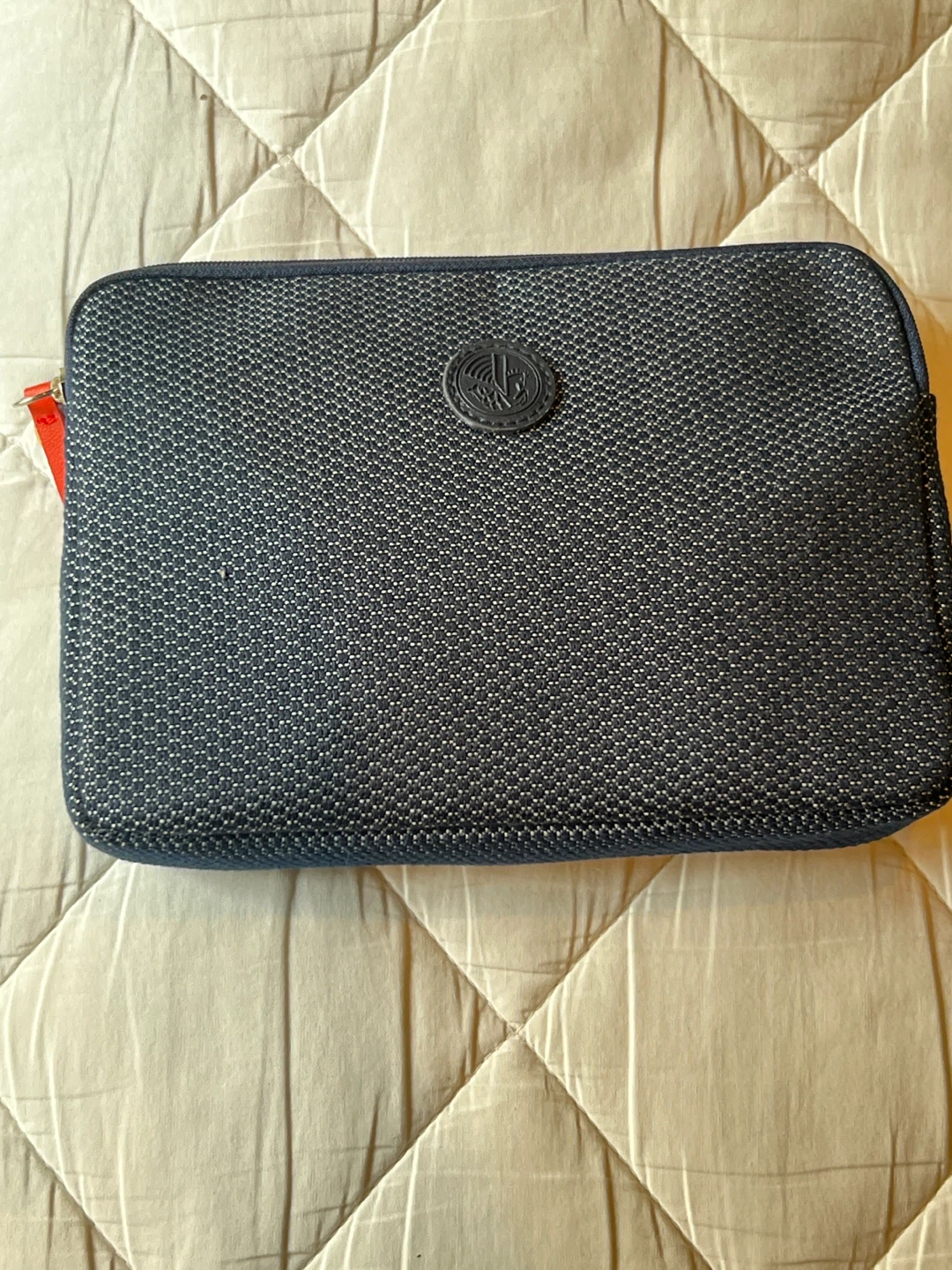 Air France travel business class amenity kit - photo 3