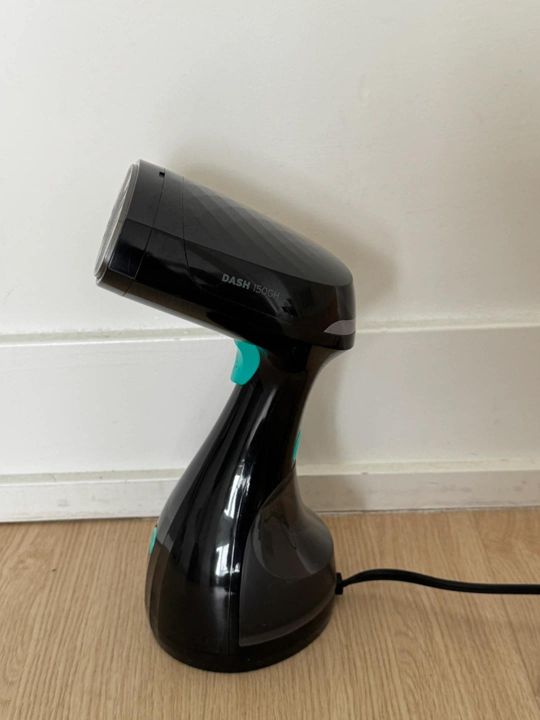 Reliable Dash 150GH Portable Steamer - Black - photo 3