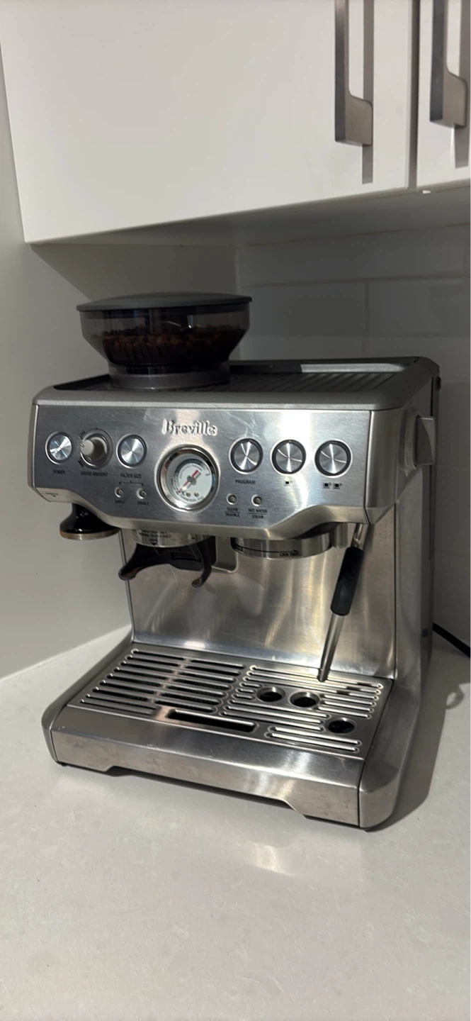 Breville The Barista Express Espresso Machine