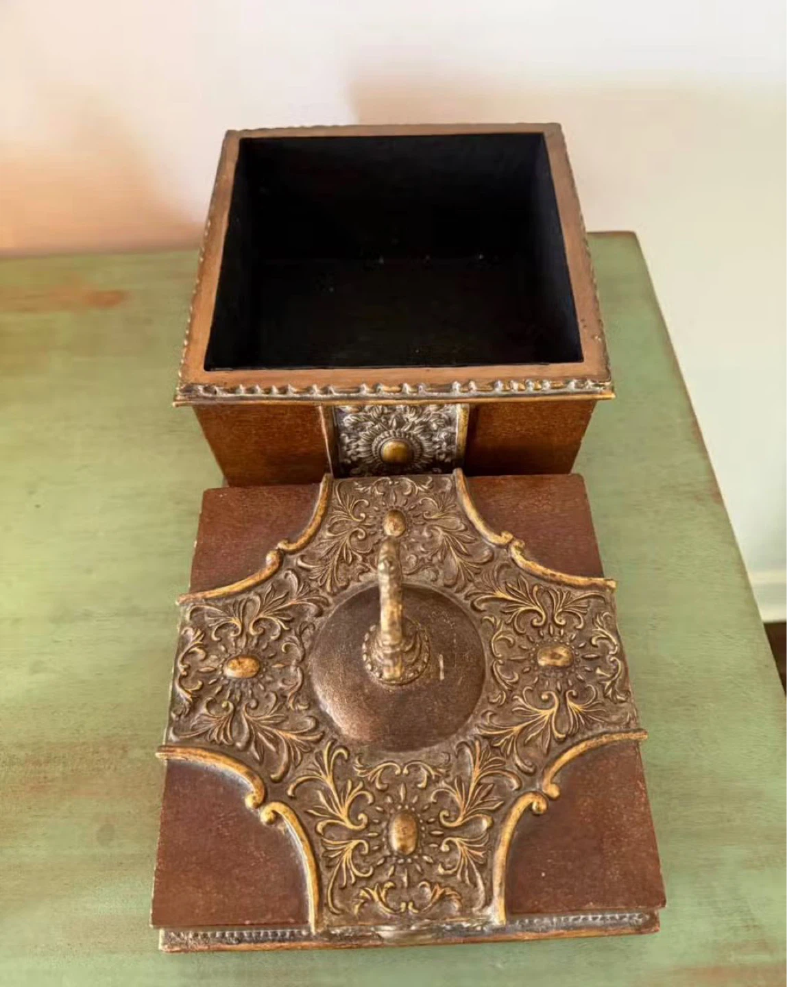 Decorative Keepsake Box with Ornate Lid - photo 2