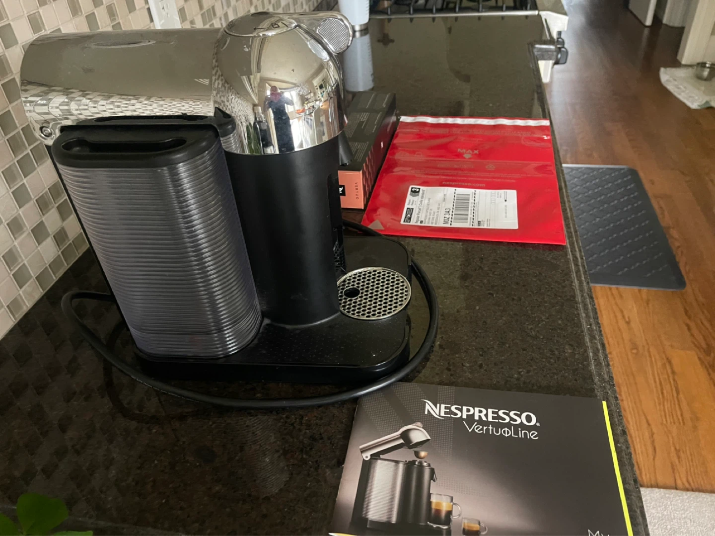 Nespresso VertuoLine Coffee Machine - photo 2