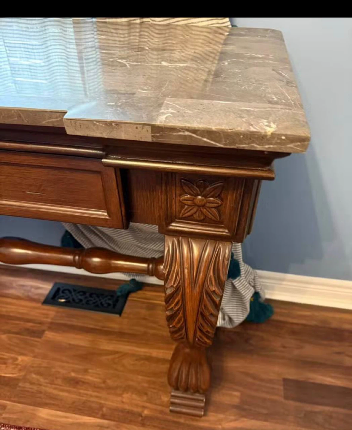 Antique Mahogany and Marble Chest of Drawers - photo 3