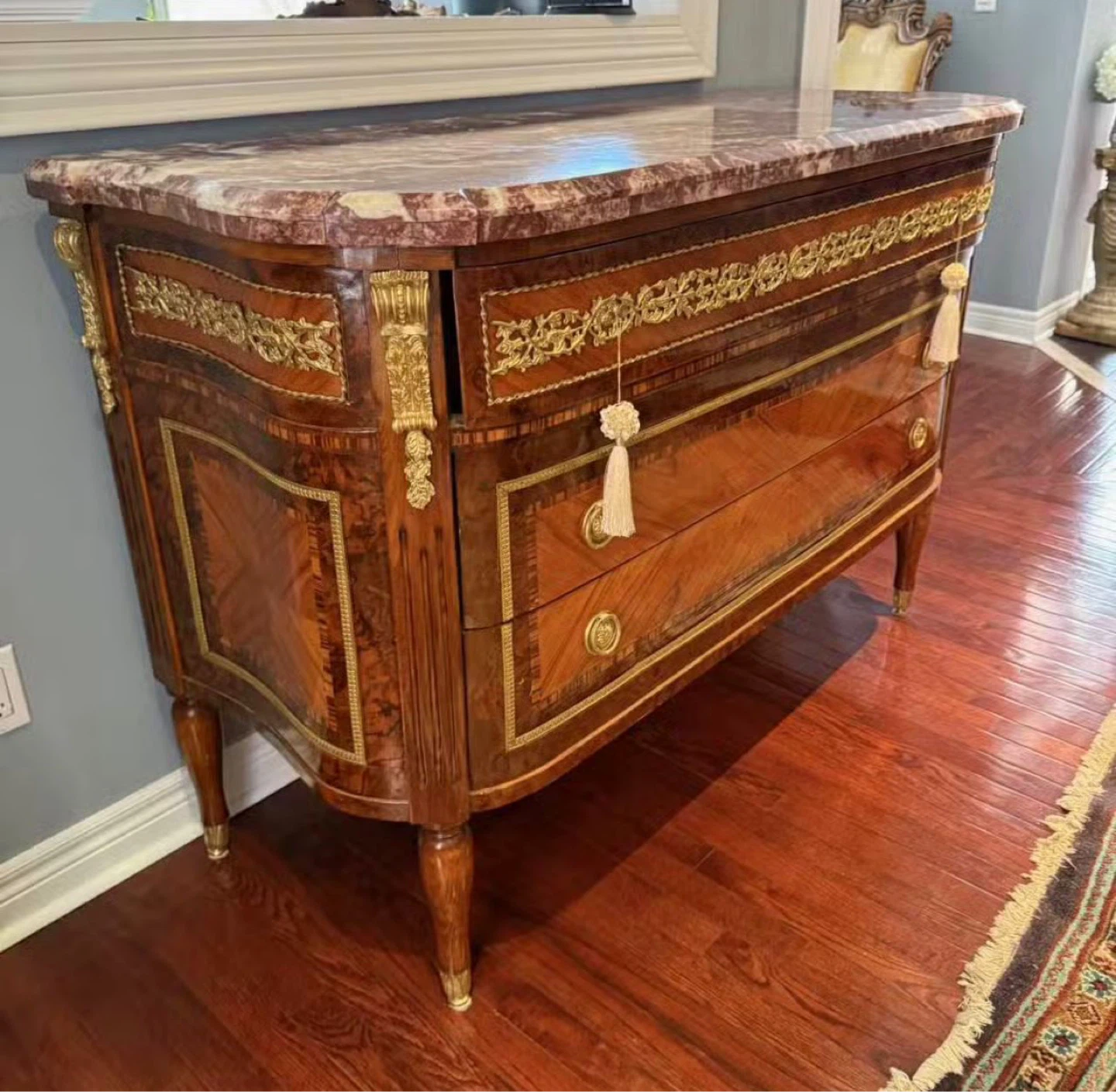 Antique Mahogany and Marble Chest of Drawers - photo 2