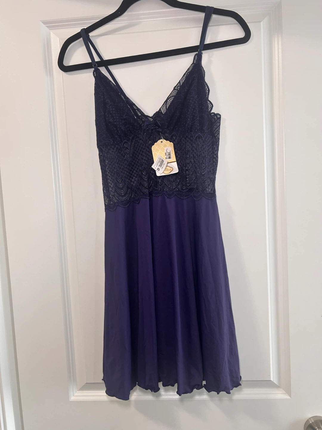 NEW Overlay lace slip dress nightie Small - comes with thong - photo 2