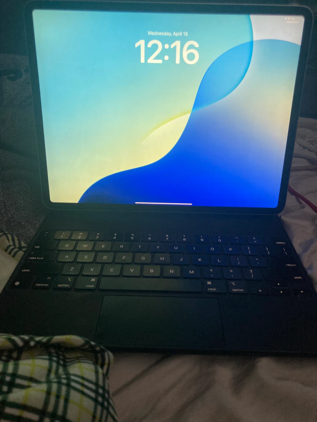 Apple iPad Pro (12.9-inch) 3rd Gen 512GB and Magic Keyboard