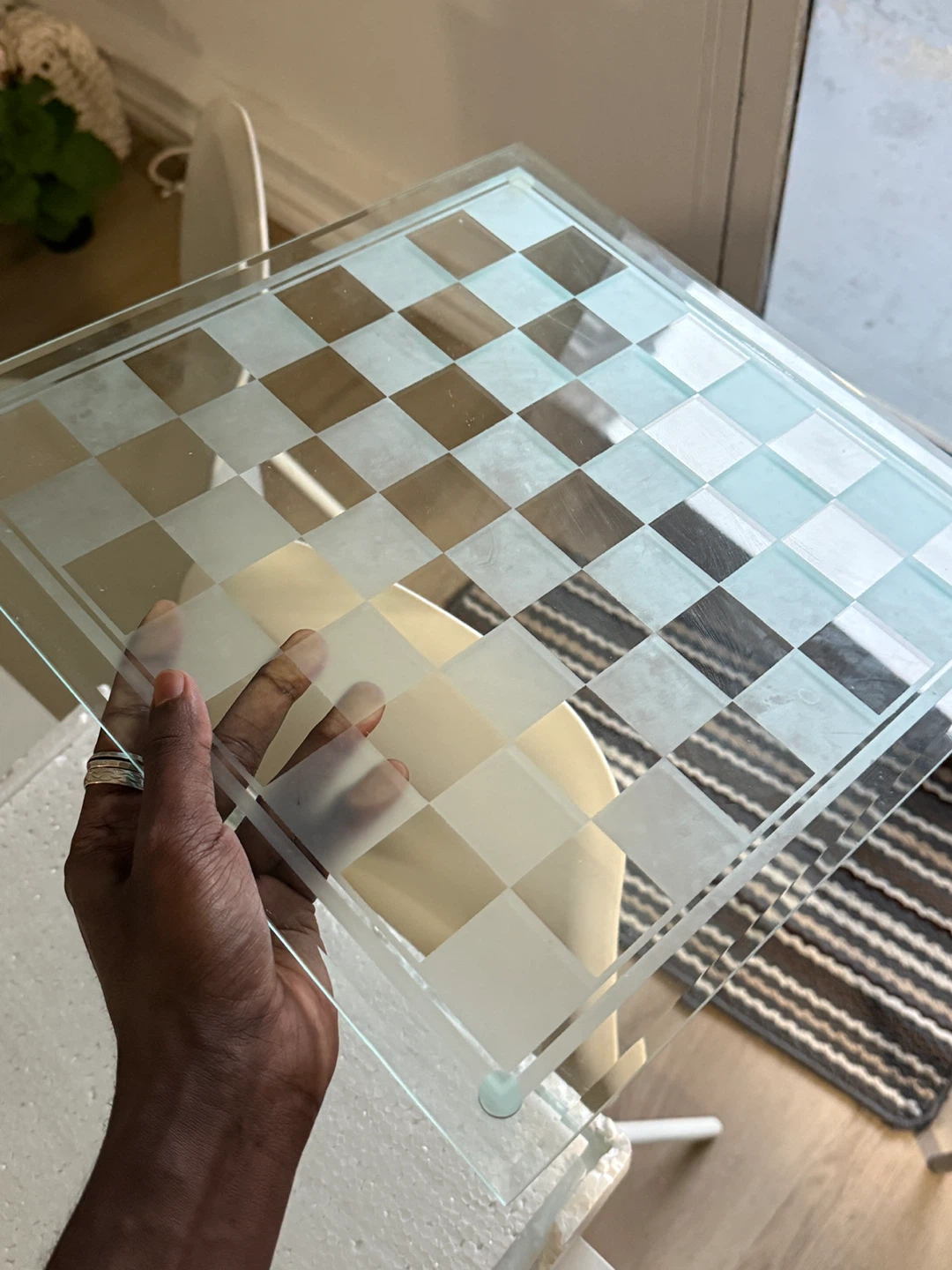 Like new vintage Glass Chess Set with Decorative Board - photo 4