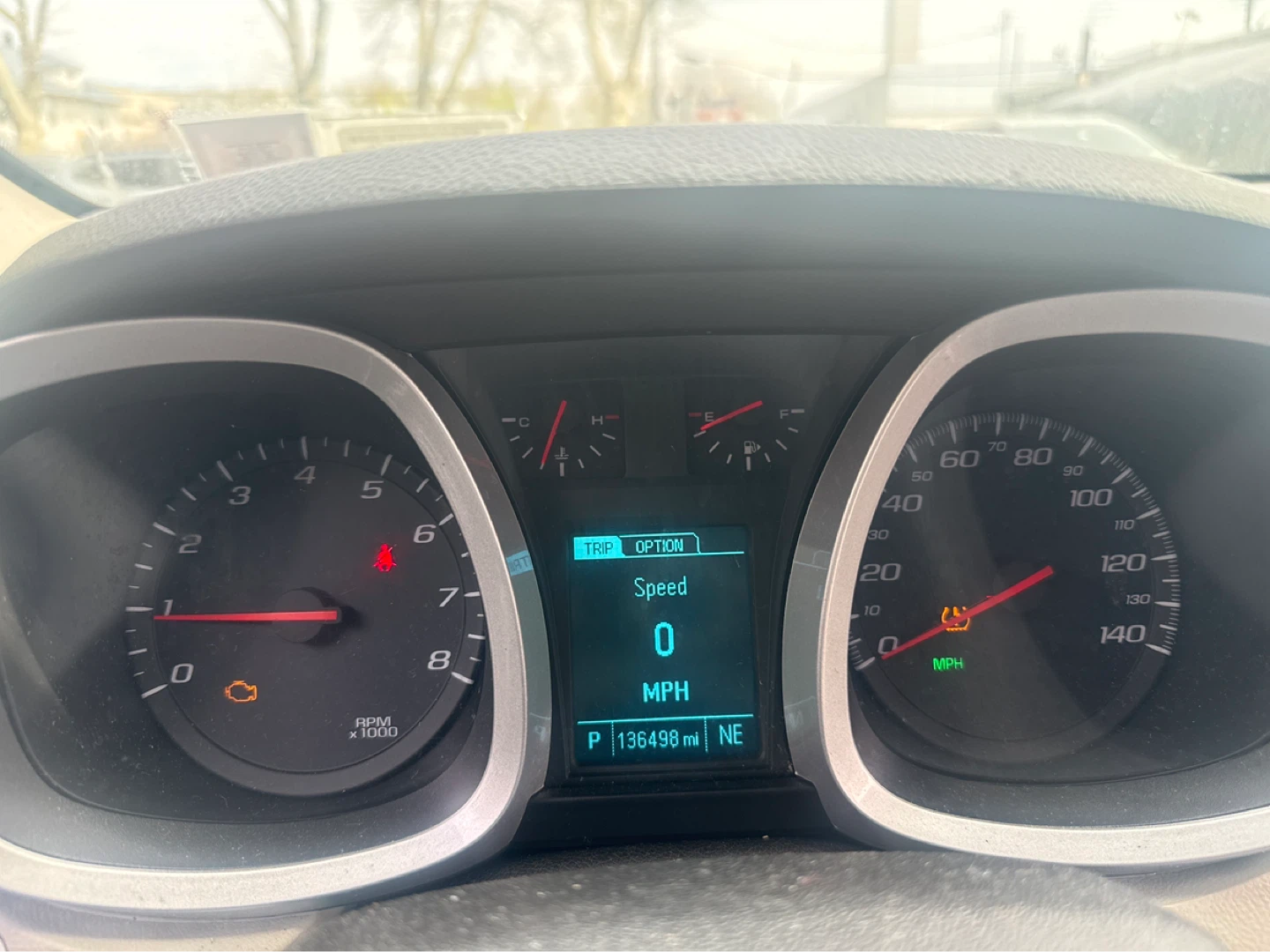 Silver Chevrolet Equinox SUV - photo 4