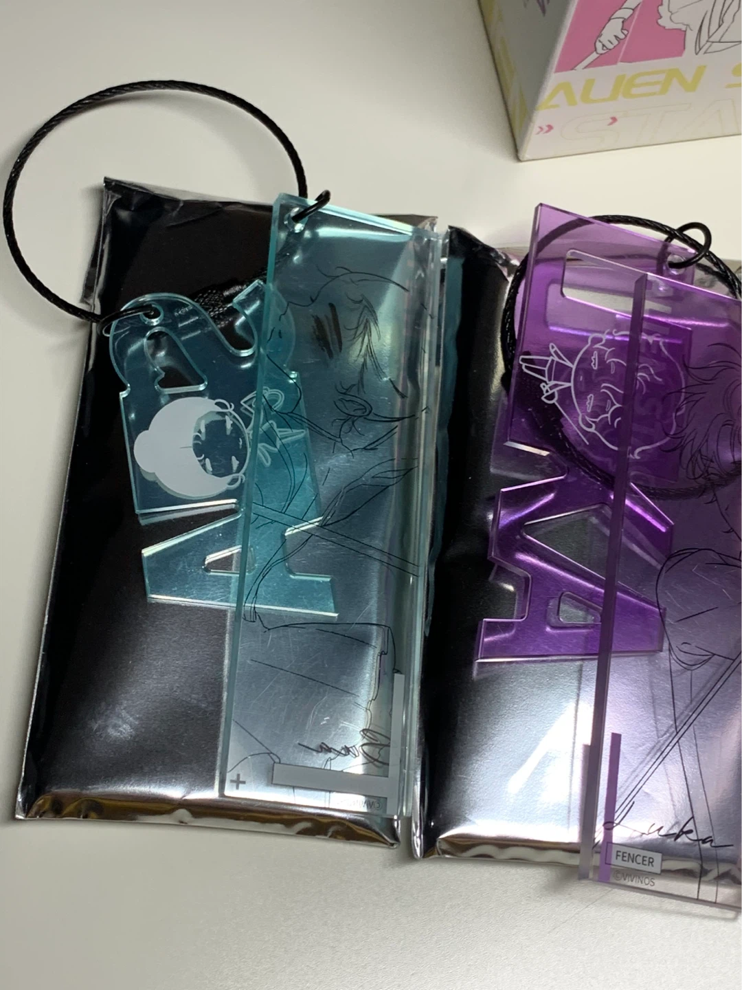 Alien Stage Sports AU Acrylic Keychains - photo 4