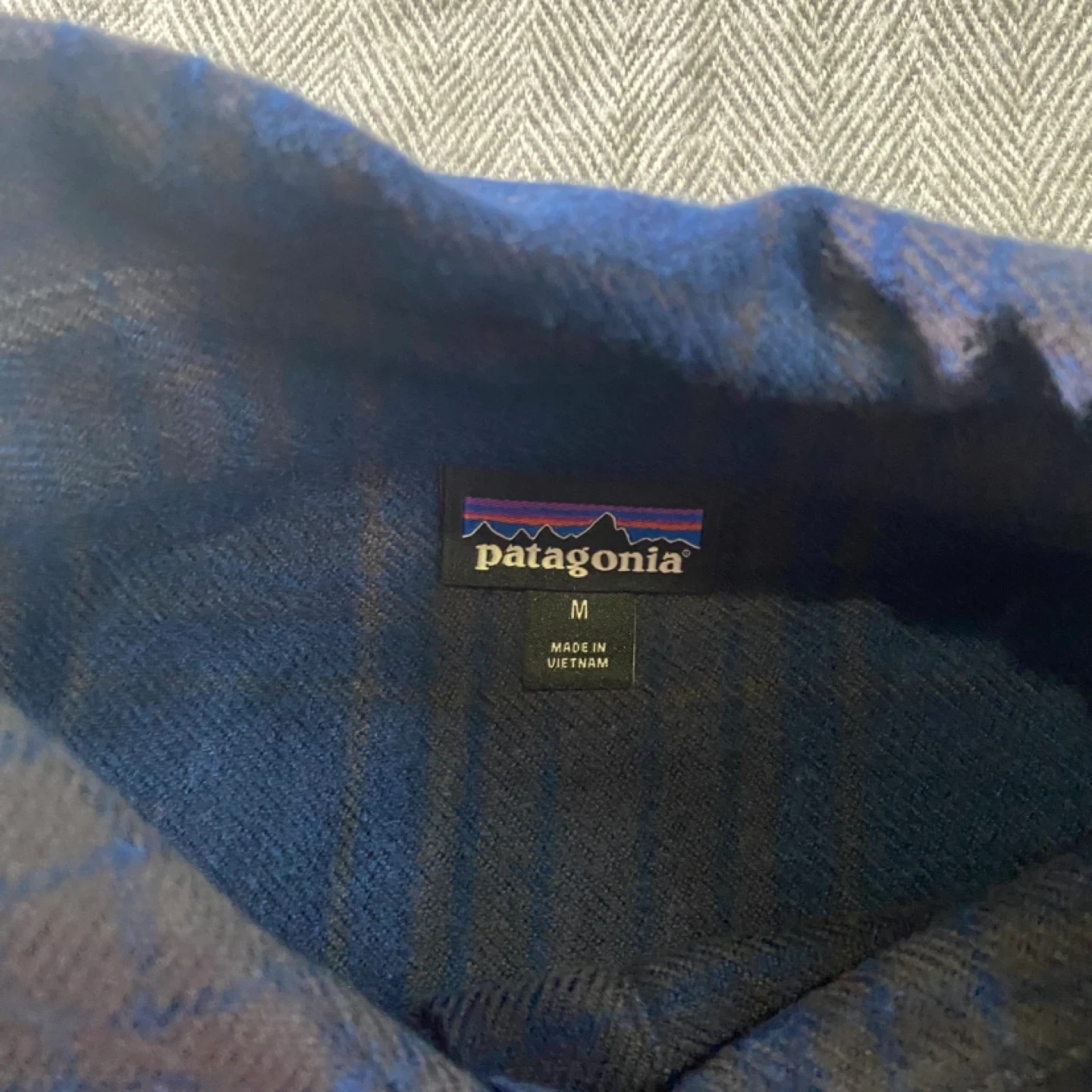 Patagonia Flannel Shirt - Blue Plaid - Size Medium - photo 4