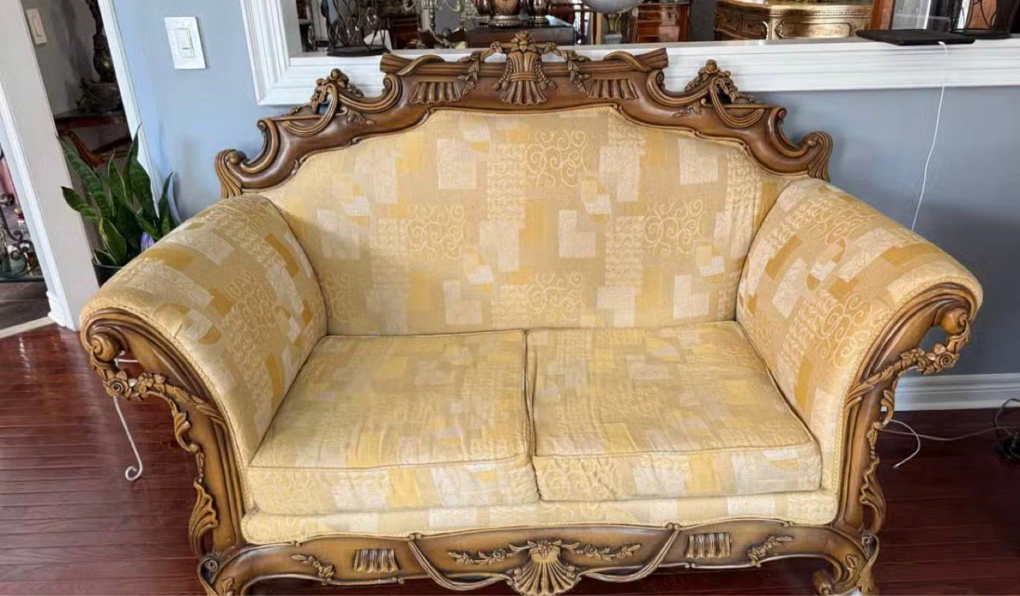 Vintage Ornate Sofa and Armchair Set - photo 4