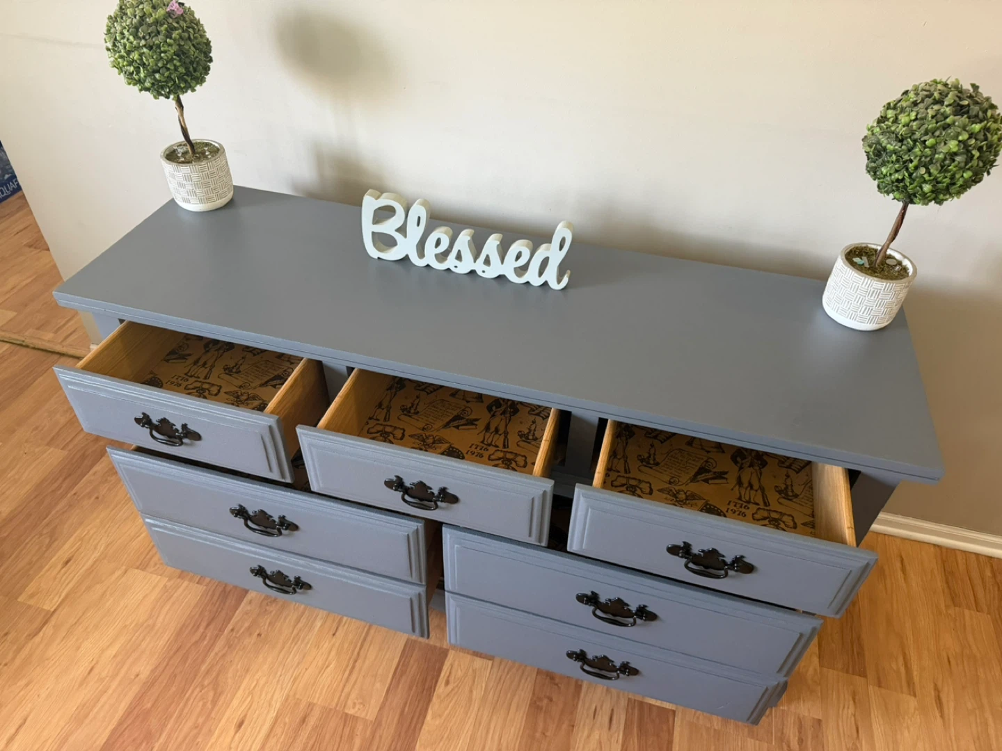 ✨🩶🔔Gorgeous solid dresser🩶🗞️✨ - photo 5