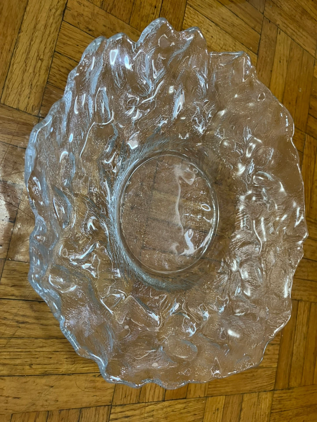 Textured Glass Serving Bowl - photo 3