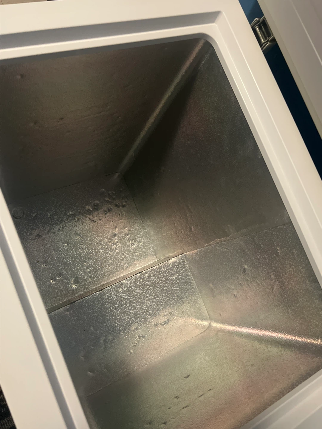 Fridgemaster Chest Freezer - photo 3