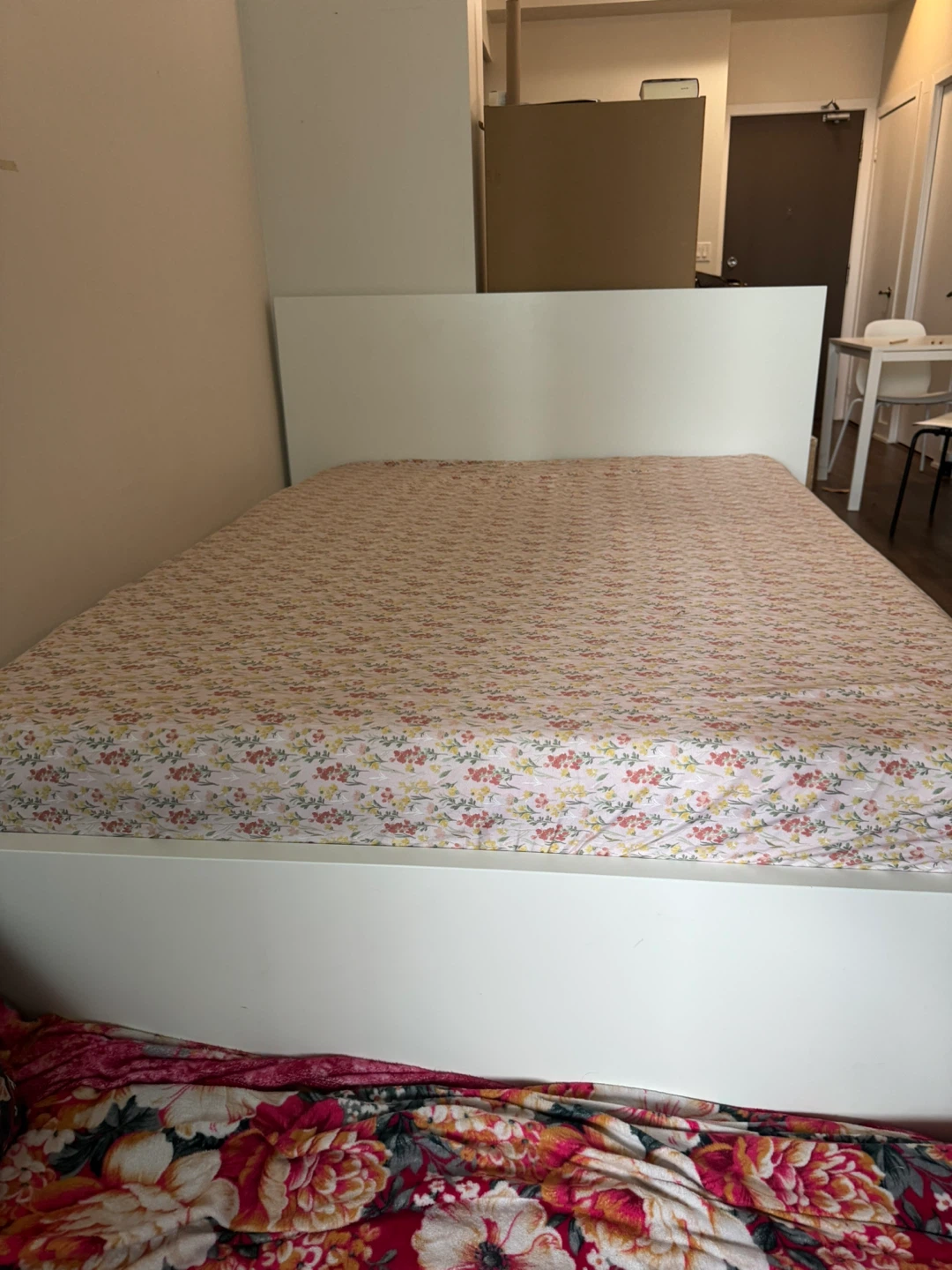 Ikea White Queen Bed Frame with Headboard - photo 3