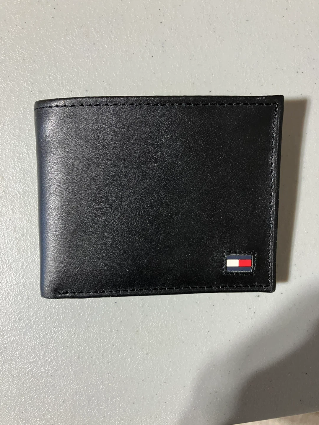 Tommy Hilfiger Black Leather Bifold Wallet