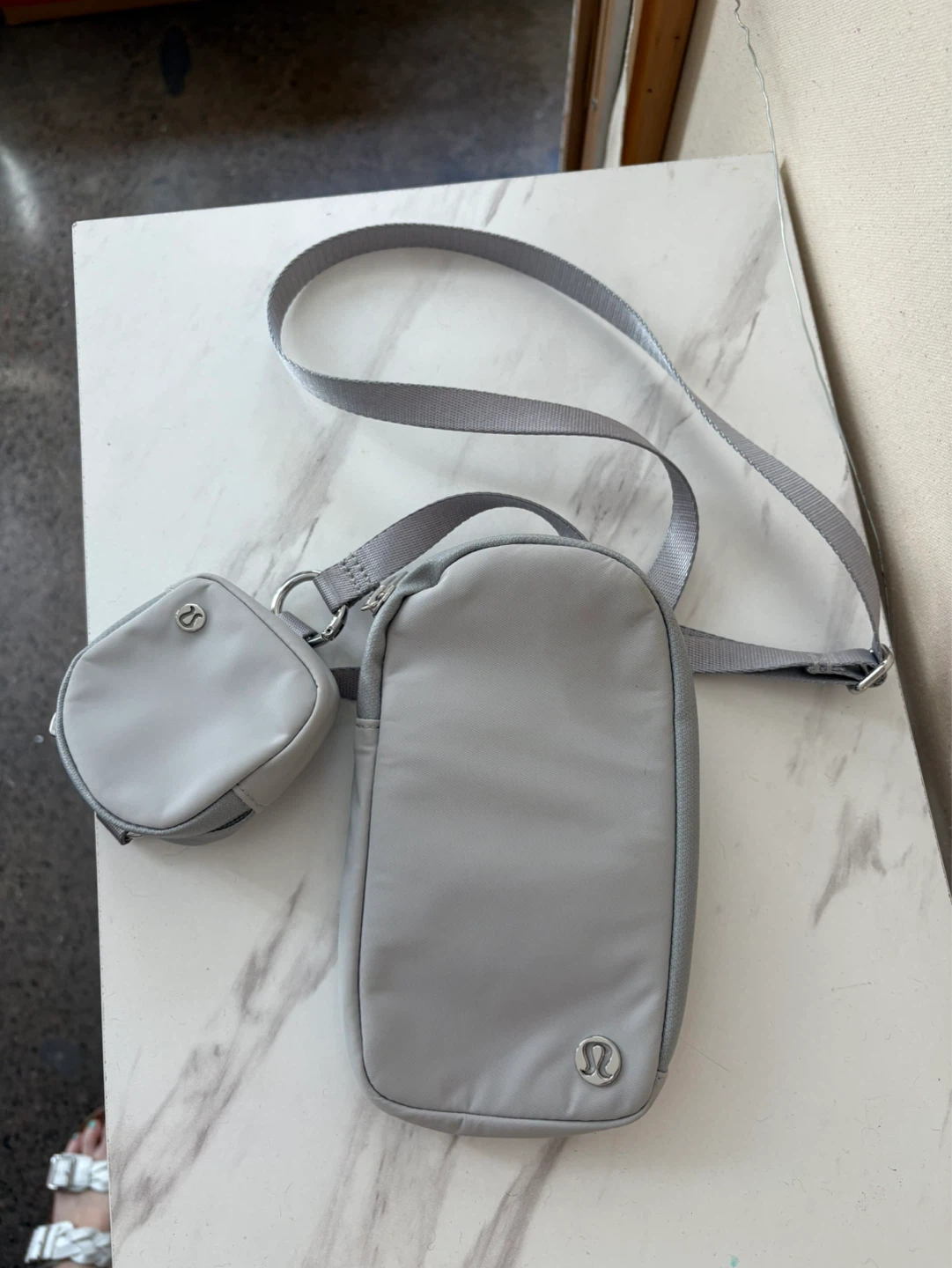 Lululemon Everywhere Belt Bag
