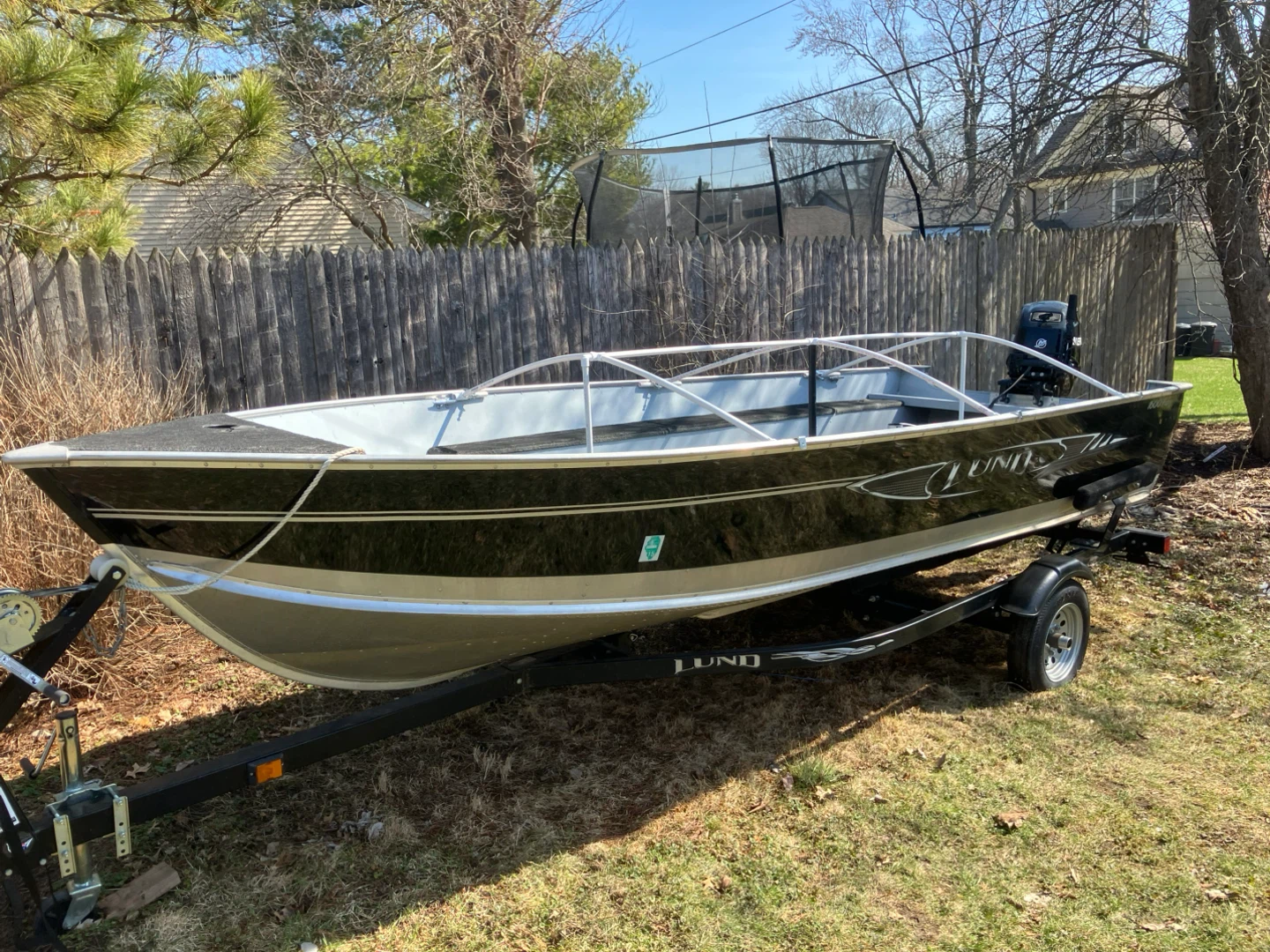 LUND FURY 16 boat