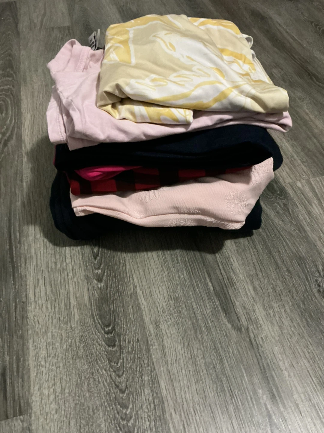 Women’s Clothing Bundle - photo 3