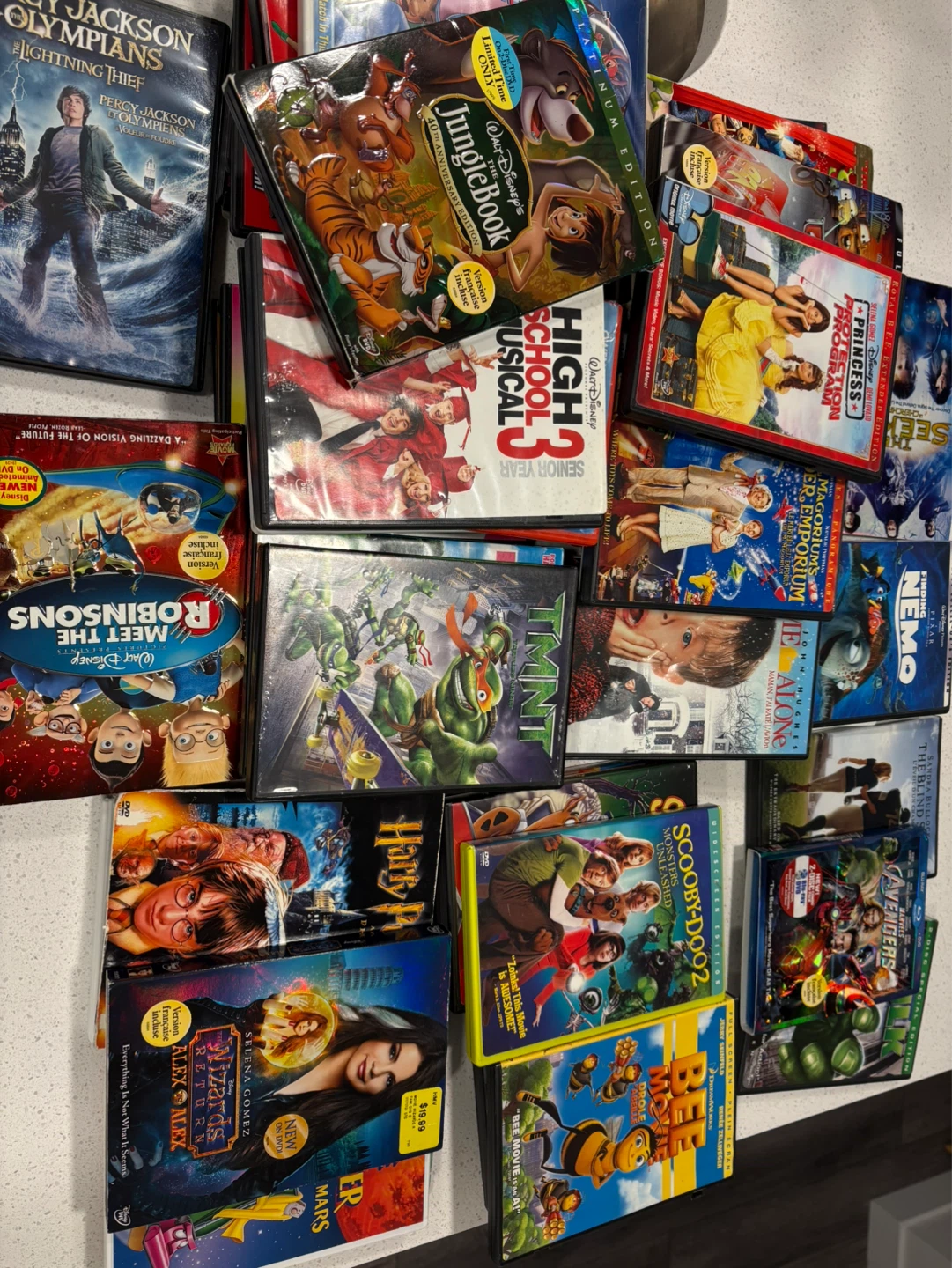 Lot of 14 assorted kids DVD Movies