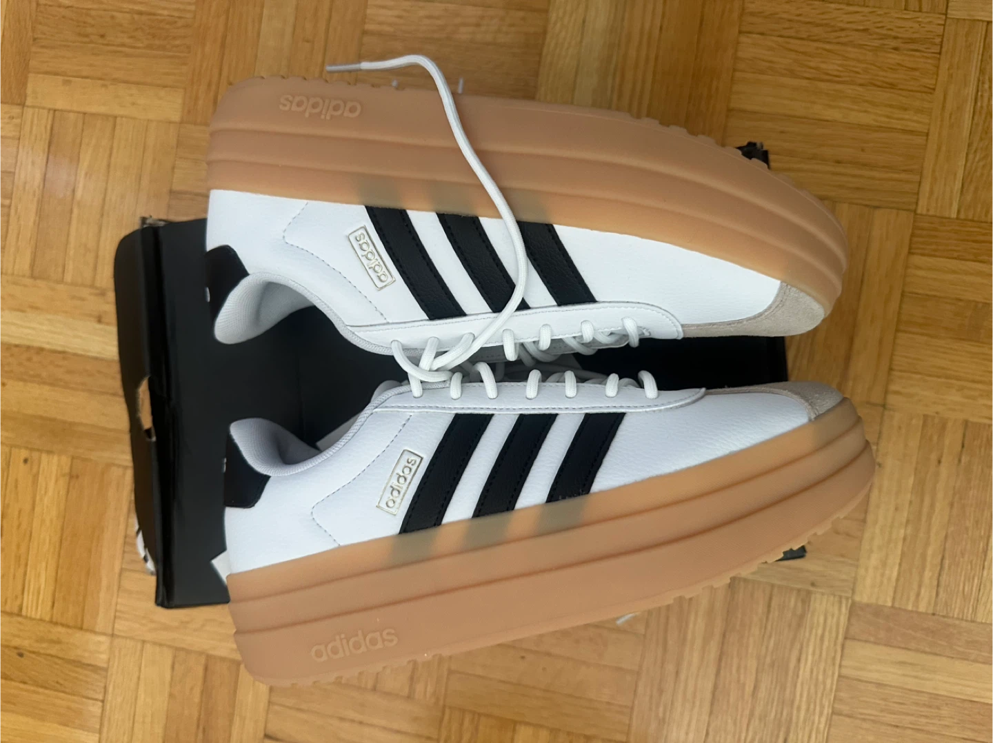 Adidas Women's Sneakers White Black Gum Soles Size 7