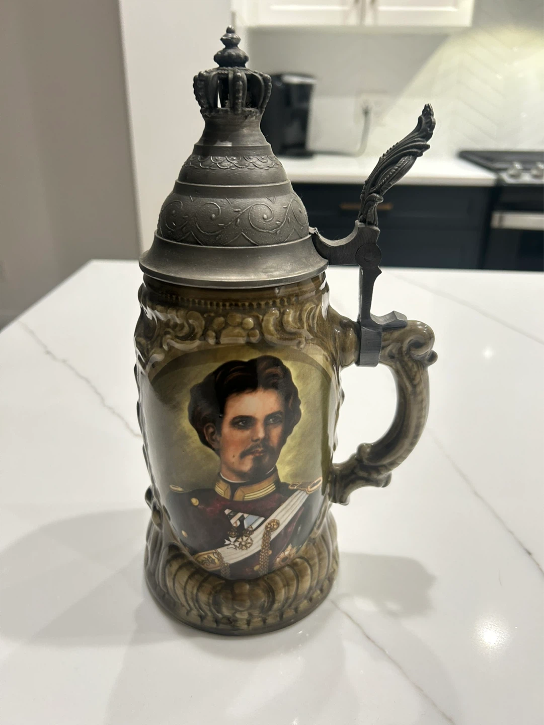 German Beer Stein with Bavarian Crest and King Ludwig II - photo 2