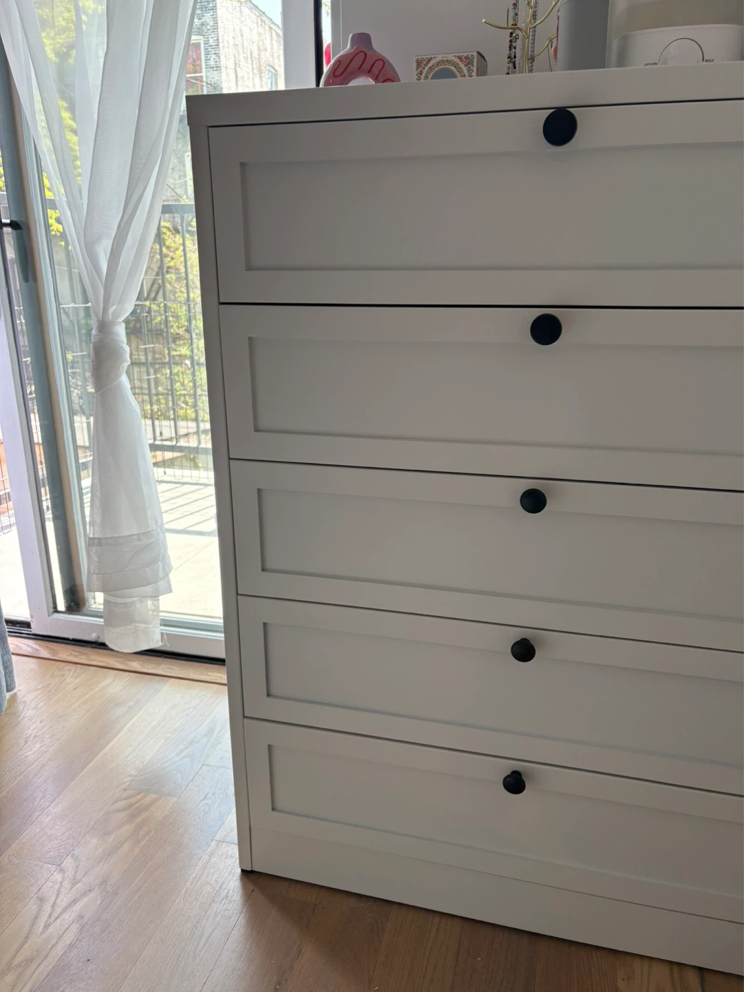 White 5-Drawer Dresser - photo 2