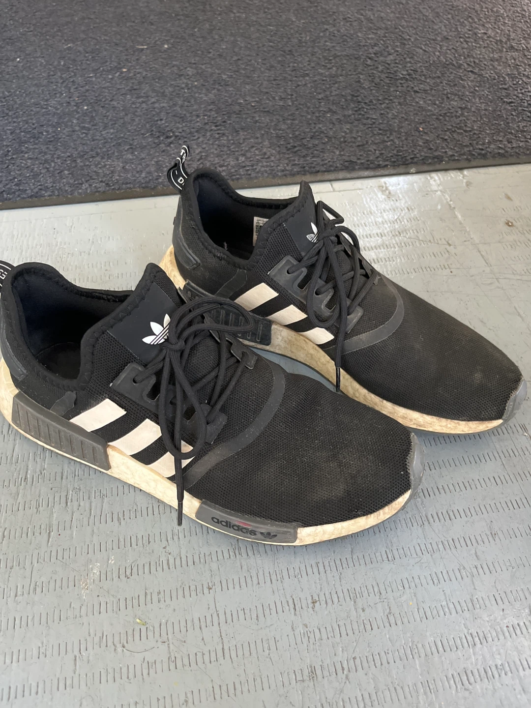 Adidas NMD R1 Shoes Black