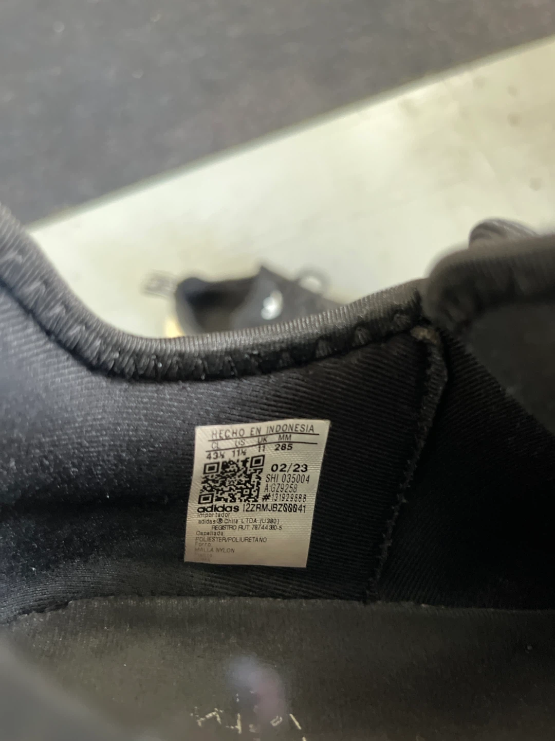 Adidas NMD R1 Shoes Black - photo 2