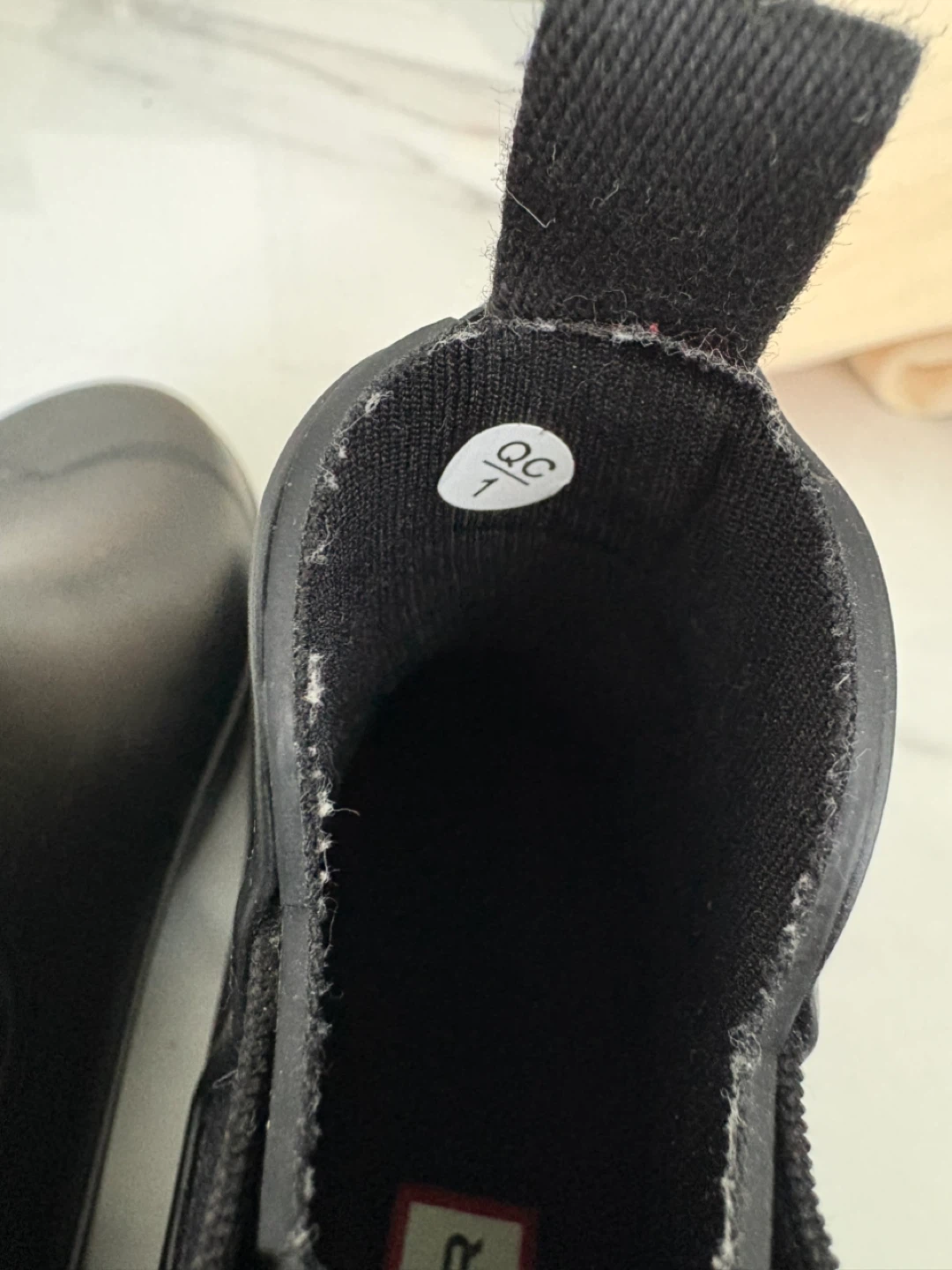 Hunter Boots Size 2 Youth - photo 2