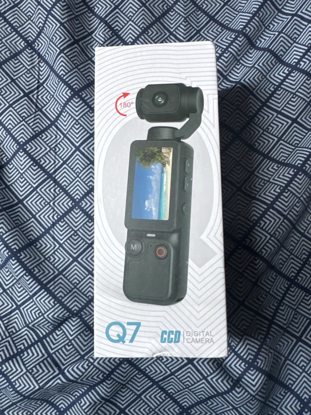Q7 CCD Digital Camera