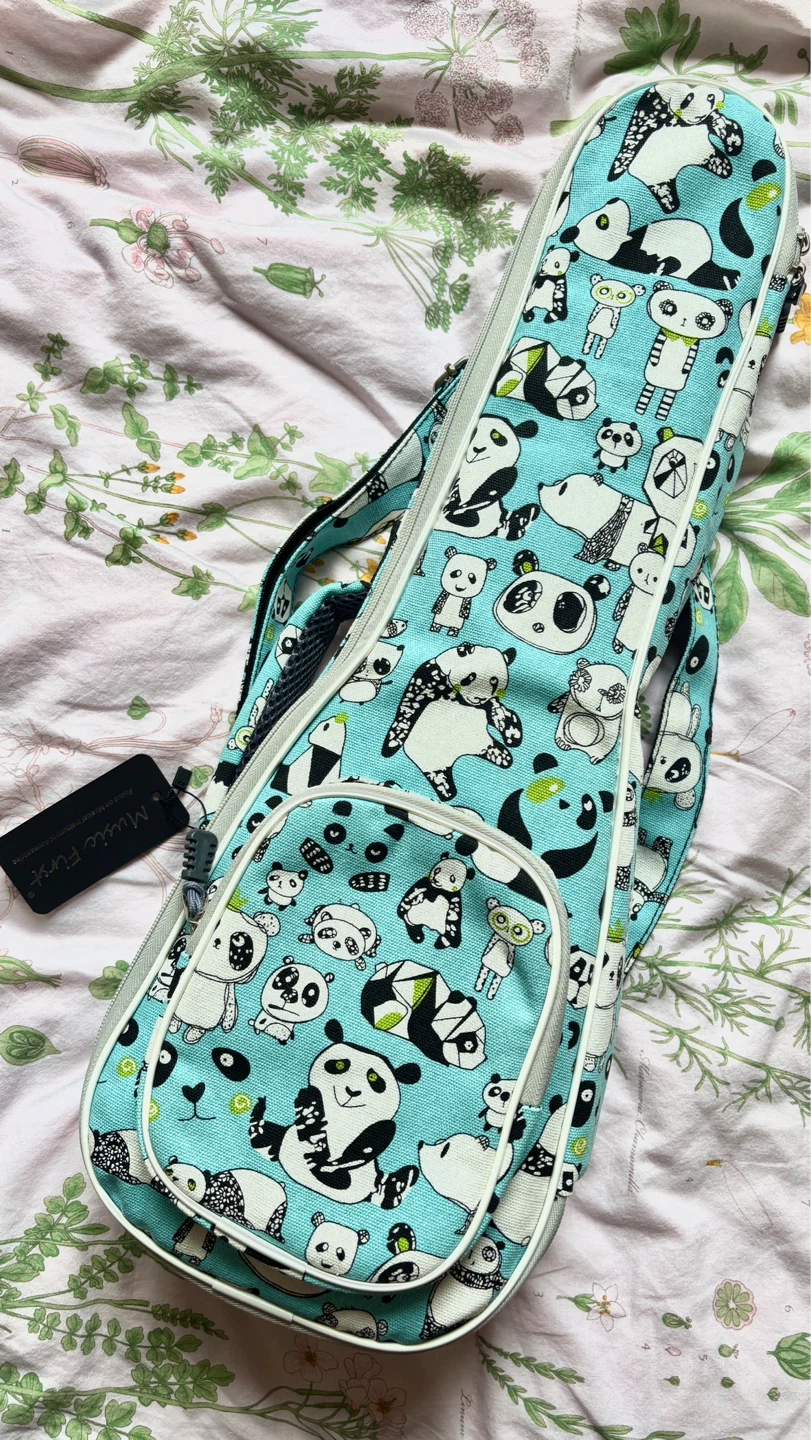 Cute 🌙 Ukulele + Brand New Panda 🐼 Case - photo 3