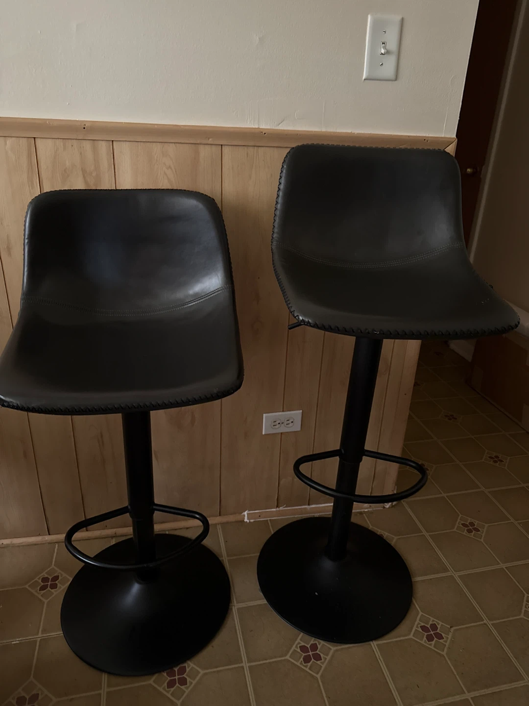 Set of 2 Black Adjustable Bar Stools